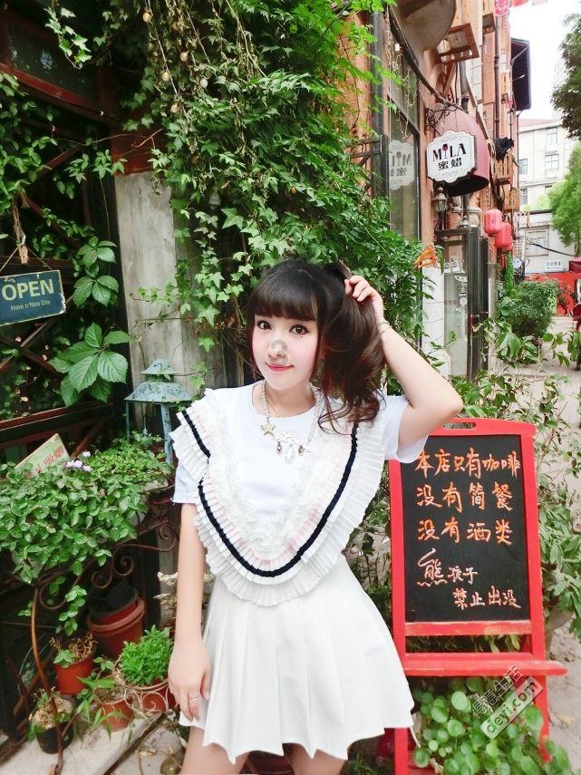 汶川地震中,22岁美女沙鸥被大叔救起,后来以身相许,过得好吗?