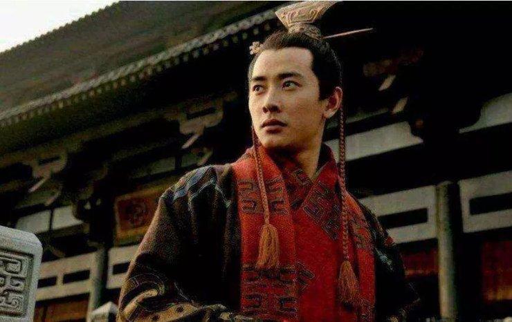 男人喝醉酒了为什么爱给女的打电话？游戏画面