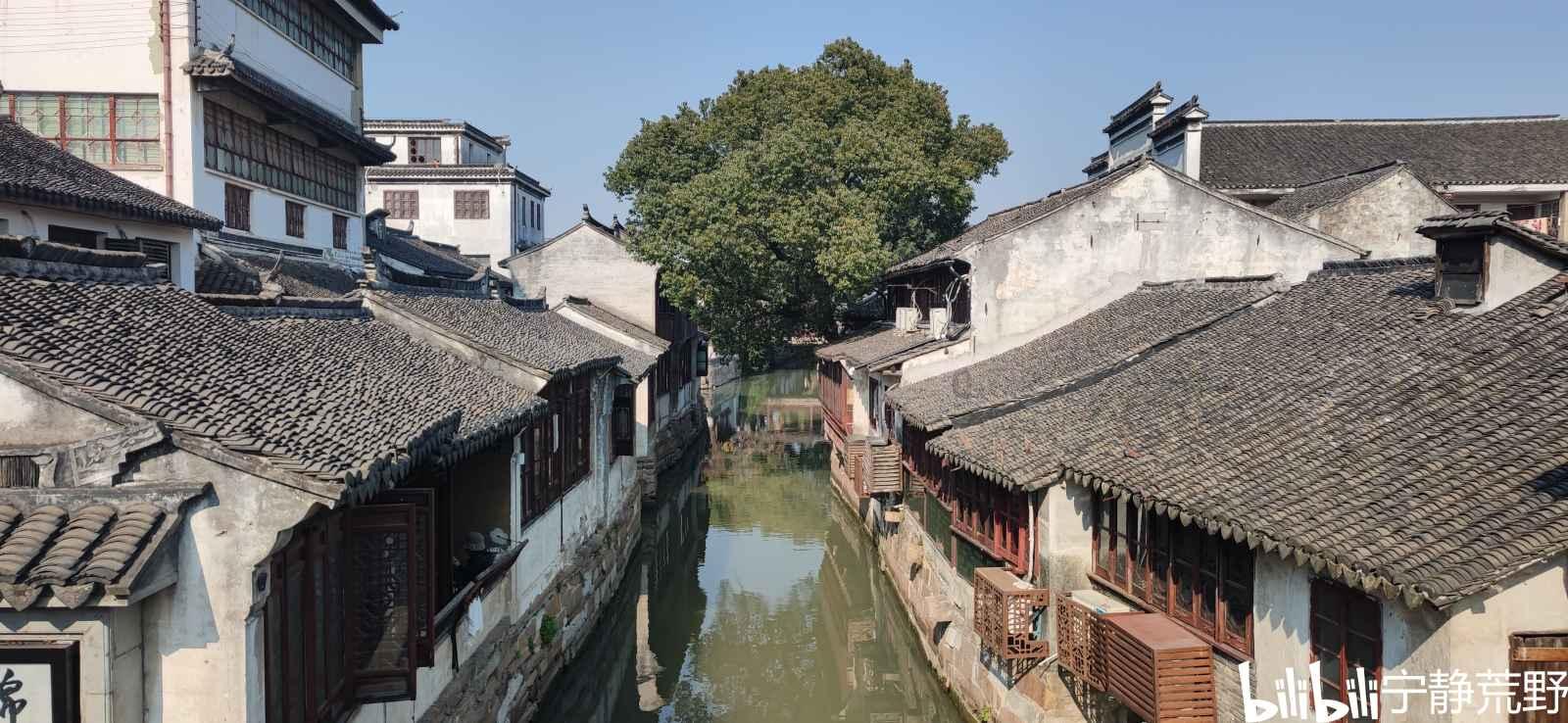 洞穴陷阱逃生