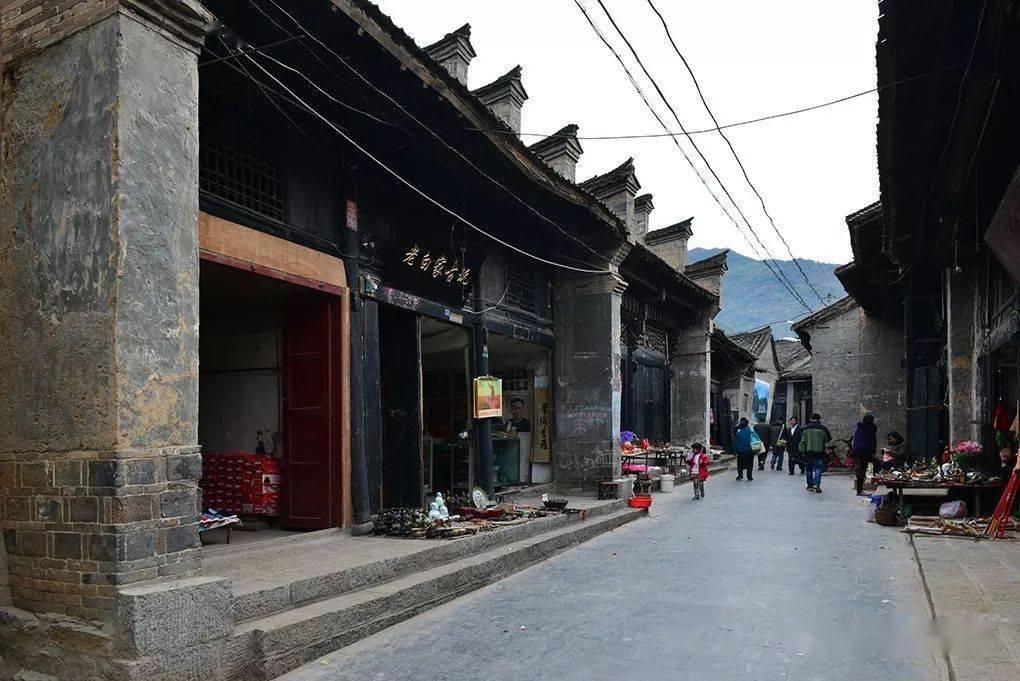 竞技游戏