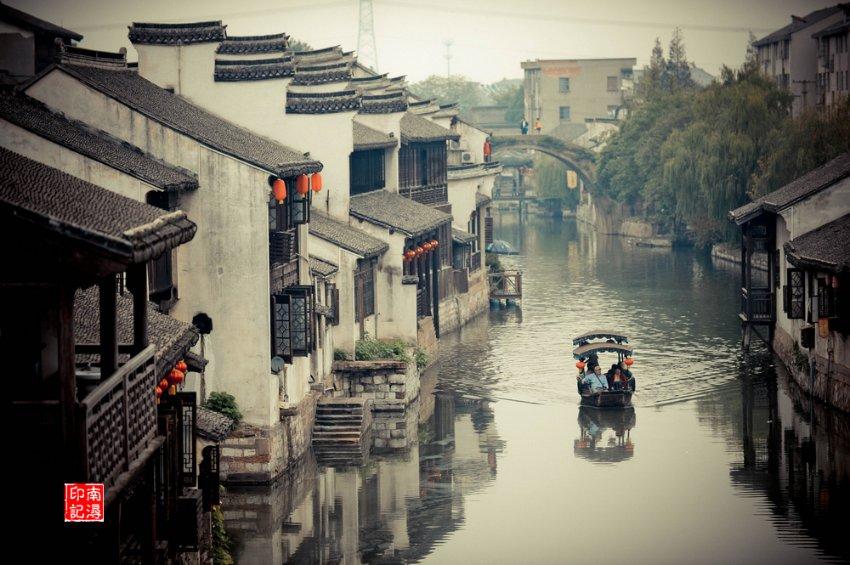 孩子胆小、不敢和别人说话是什么原因？父母如何帮孩子克服这种恐惧心理