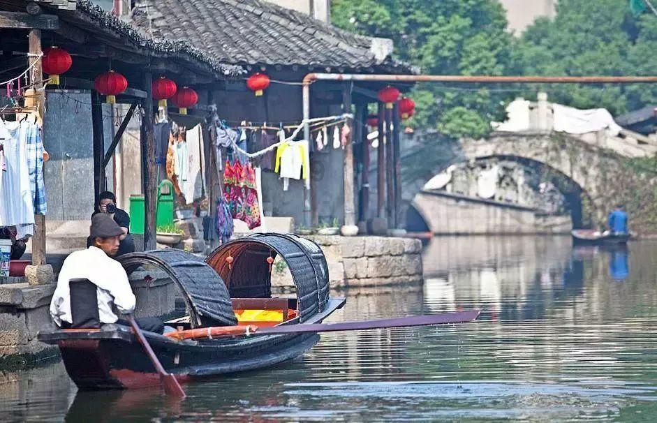 西方大卡车找字母